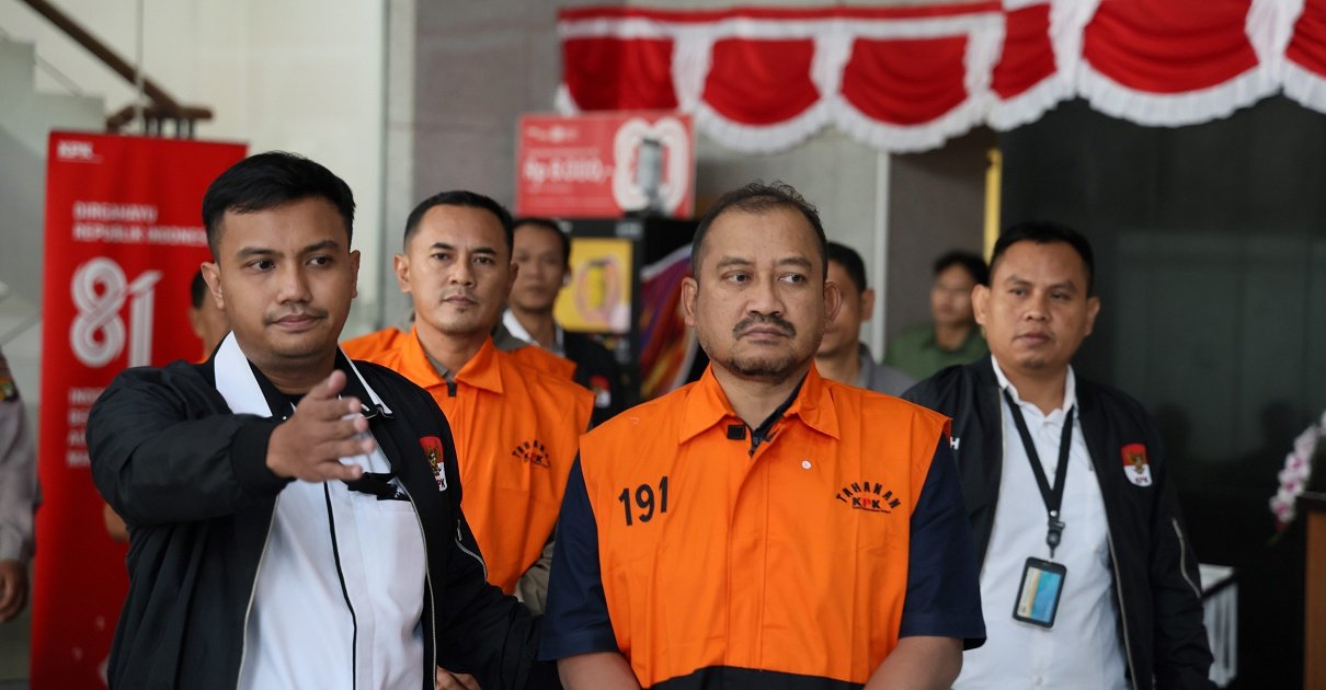 Salah satu tersangka merupakan oknum staf administrasi KPK. (Foto: Ist)