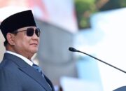 Prabowo Beri Penghargaan Tertinggi kepada 3 Purnawirawan Polri, Siapa Saja?