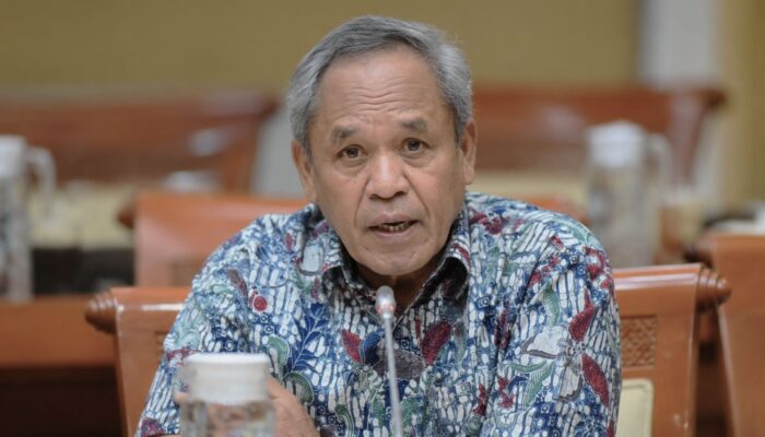 Benny Harman Usul DPR Gulirkan Hak Angket, Soroti Ketegangan Polri-Kejagung